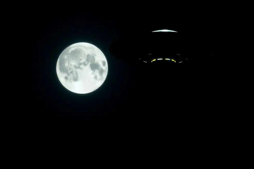 Minimoons: Entre a Ficção e a Realidade Ufológica