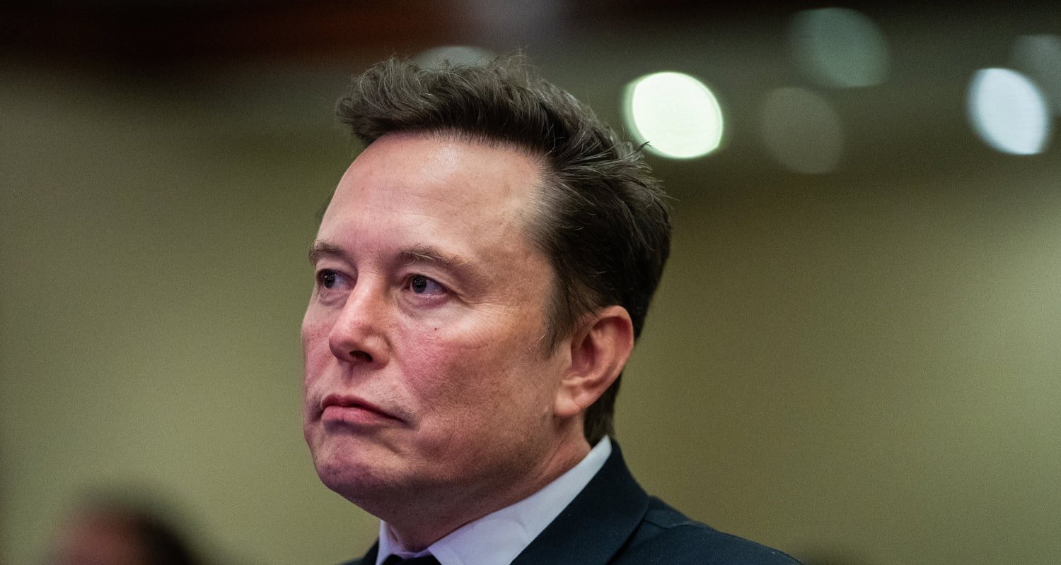 Elon Musk alerta para possível crise global de eletricidade a partir de 2025 1 Elon Musk alerta para possível crise global de eletricidade a partir de 2025 - Imagem do artigo